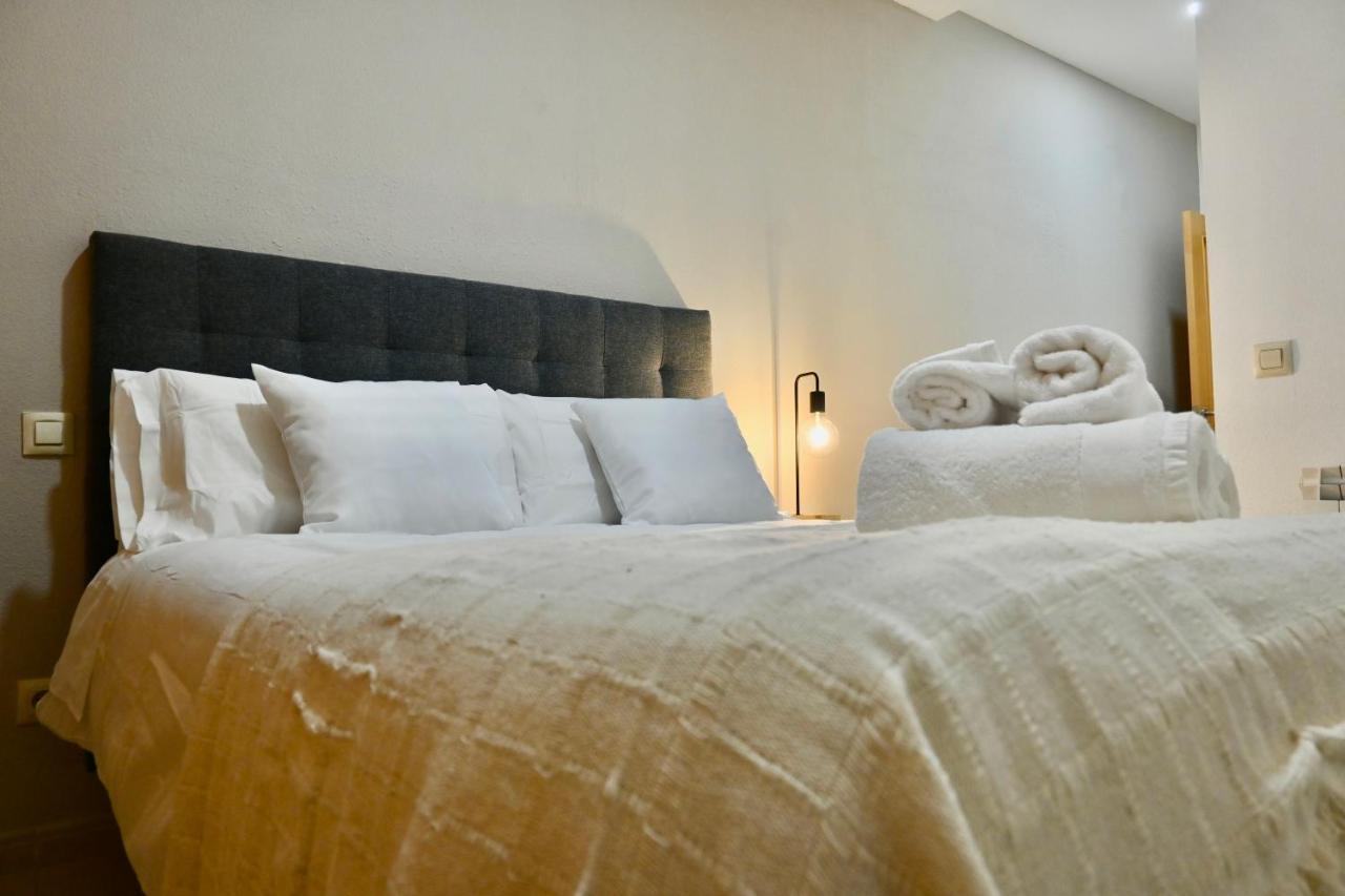 For You Rentals Acogedor Apartamento Temporal De 1 Dormitorio Y Salon, A Pasos De Gran Via Din133D — Photos 3